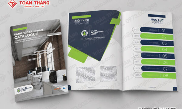 in catalogue đóng ghim giữa