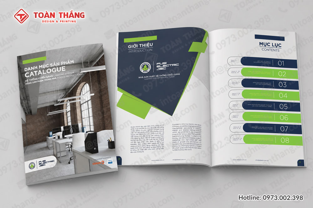 in catalogue đóng ghim giữa