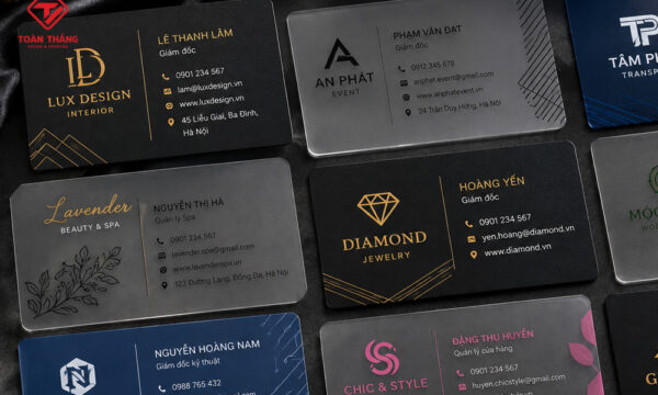 in card nhựa và card nhựa trong
